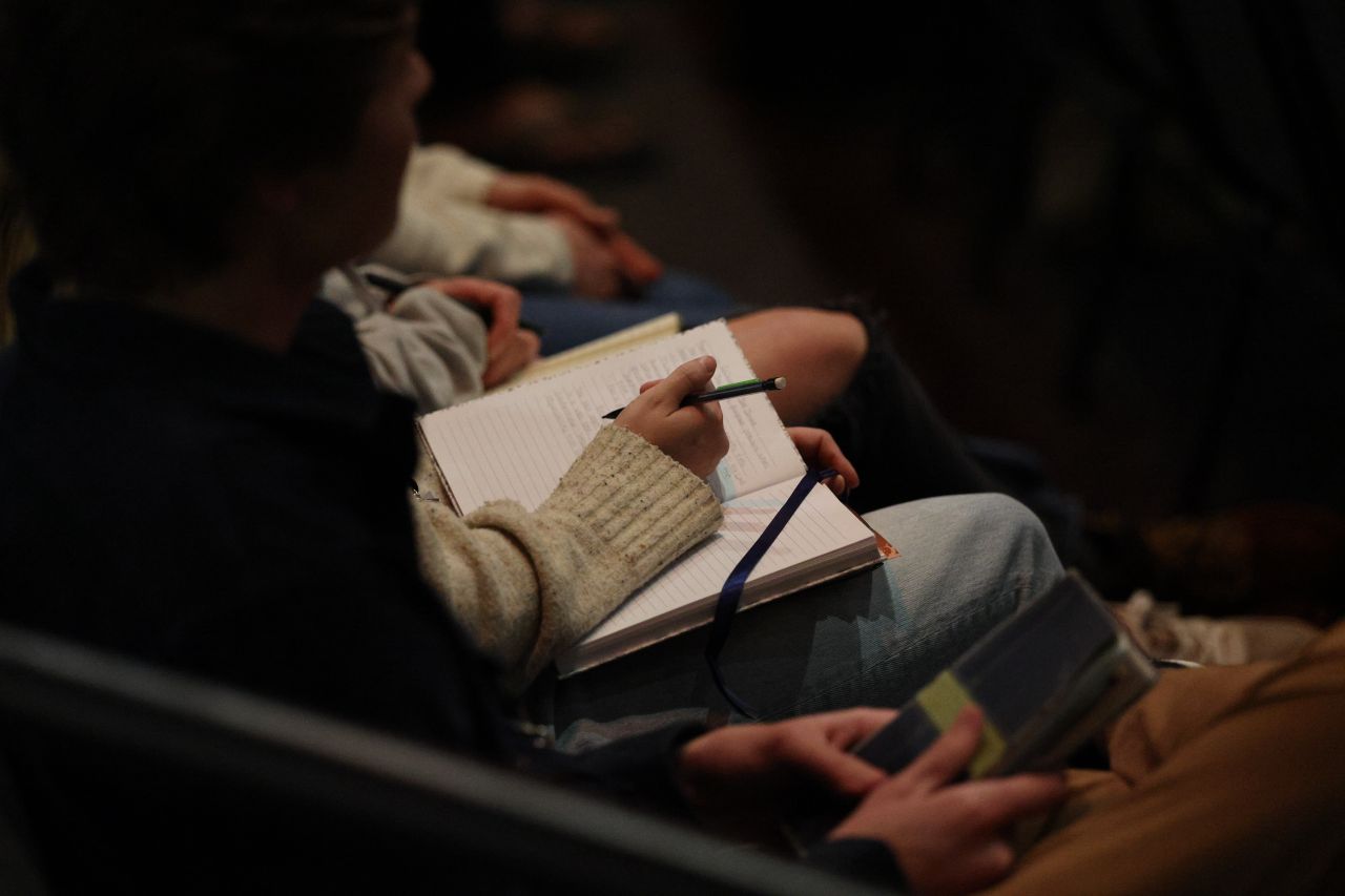 study_7D8A4297.jpg